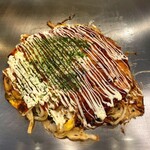 Okonomiyaki Teppanyaki Pasu - おこグラ
                        マヨネーズでなくホワイトソースです