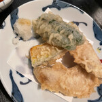 麺処 おおぎ - 天ぷら！揚げたてうまかった。