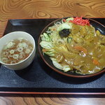 橋本屋 - カレー焼きそば（大盛）スープが付きます