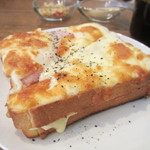 ロンパーチッチ - クロックムッシュ