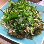 ソンポーン - ヤム・カイモッデーン　赤蟻の卵のサラダ