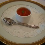 シュマンドール - ①　ウニを添えたキャロットのピュレ