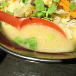 麺酒房 龍安 - スープ