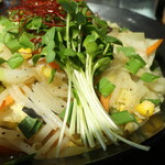 麺酒房 龍安 - かいわれ