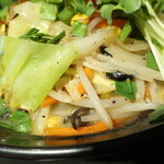 麺酒房 龍安 - さまざまな具材