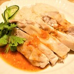 マンゴツリーカフェ - タイ産「米どり」のカオマンガイ