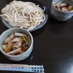 肉汁うどんの南哲 - 肉汁うどん 自家調理