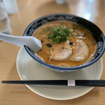 らぁ麺屋まるみ - 海老塩味玉ストレート極細麺