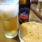 ナンカレーハウス - ネパールビールとパパド