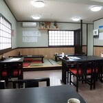 葵 - 店内