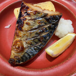 Sabatarou - メインディッシュの鯖塩焼き