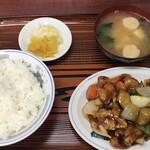 幸楽 - 酢豚定食
