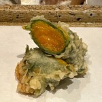 日本橋 蕎ノ字 - ムラサキうに大葉巻き