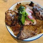 PREMIUM KARUBI - オリジナル焼肉丼