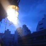 The Bar Tenmar - 暗くなると良い感じのあかりがともる