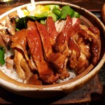Kuroneko Yoru - 鶏の香味醤油煮 土鍋ご飯