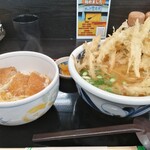 津田屋官兵衛  - ごぼう天うどん(大盛)、ミニカツ丼