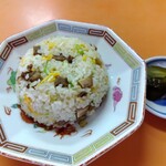 南光軒 - 「チャーハン」着皿＼(^o^)／　「お漬物」がついてきます(*^^)v