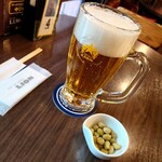 ビヤレストラン ライオン - BEER HALL SET (サッポロ生ビール黒ラベル 大ジョッキと塩えんどう豆)