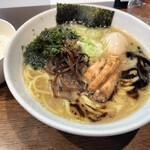 豚蔵 - 能登塩ラーメン+味玉