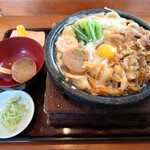 Housei an - すき焼きうどん　税込み価格1100円