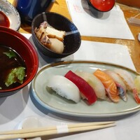 本等鮨 海馬 本店 - 