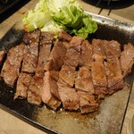 居酒屋 正三楼 - 牛肉