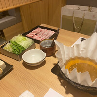 豚しゃぶ せいろ蒸し 豚匠 なんば邸 - 