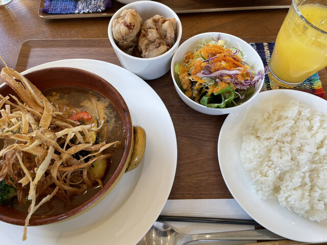 ノキシタカフェ オリーブの小路（NOKISHITA CAFE OLIVE-KOMICHI） - 岩切（カフェ）の写真