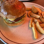 CRITTERS BURGER - 