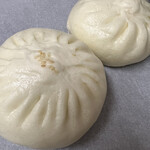 維新號 - 料理写真:白胡麻がサイパオの目印