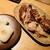 ひなや - 料理写真:骨付き一本焼き(ひな鶏)＋俵むすび
