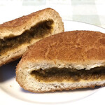 セブンイレブン - 料理写真:カレーパン・断面