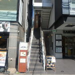 寿司 高瀬 - ２階お店への階段