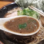 中華蕎麦 ひら井 - この背徳感あるマー油仕様の濃厚スープ　うめぇ