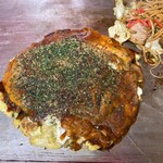 お好み焼き ちとせ - お好み焼きイカ玉850円+大盛300円=1,150円