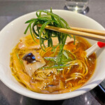 Japanese Soba Noodles 蔦 - 柔らかく、絶妙な辛味と甘みを持つ九条葱