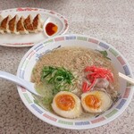 博多ラーメン はかたや - 