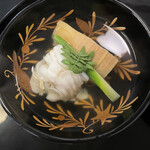 柏屋 大阪千里山 - 油目葛叩き(ほわほわ)　筍煮(歯切れ良く美味)　うるい　木の芽。沁みるお出汁。