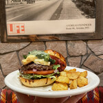 THE GREAT BURGER - 【3月のMonthly Burger】 『THE SPRING BURGER¥1,500』 『cafe latte¥630』