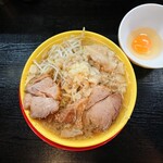 Ra-Men Iero- - 少なめ850円＋生卵60円（野菜少なめ、ニンニク少なめ、脂）