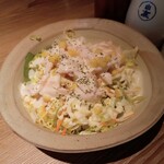 Sumibikushiyaki To Shunsenryouri No Mise Tomi No Ichi - 春キャベツと蒸し鶏のコールスロー風サラダ