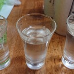 永楽食堂 - 田酒飲み比べ