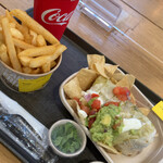 Guzman y Gomez FOOD&TIME ISETAN - ブリトーボウル