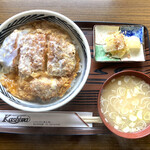 レストランかしわ - かつ丼　上　1,100円