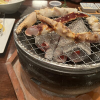 かに道楽 横浜店 - 焼きガニ。レモンをかけていただきました。