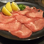 焼肉 みき家 - 上塩タン　＠６８０円