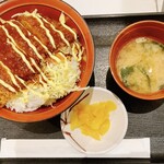 Meshidokoro Koushuutei - 甲州味噌カツ丼Ver2（¥970）（税込）