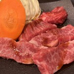 炭火焼肉 友丸 - 