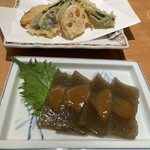 Oohashiden Juuwari Soba Yukinokura - 野菜天ぷら　いご練り(海藻を練ったやつみたい。こんにゃくな感じです)